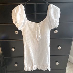 White summer short dress. Never been worn. Bought at a boutique